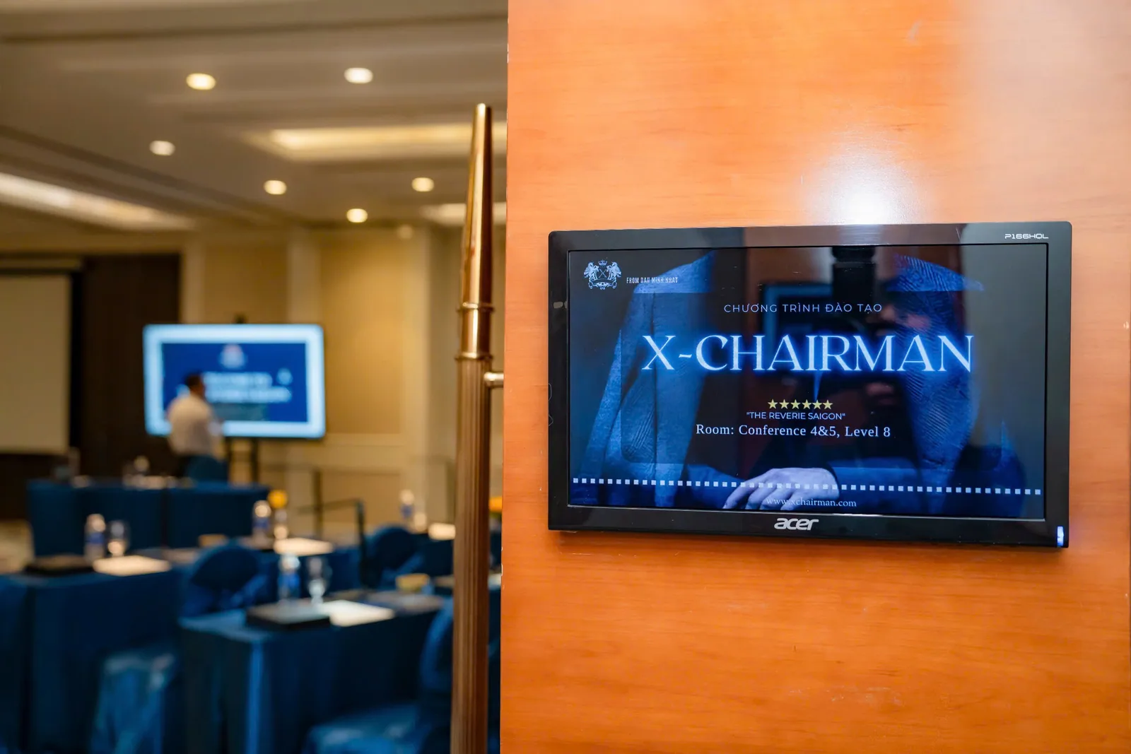 Biển thông tin chương trình XChairman tại địa điểm tổ chức